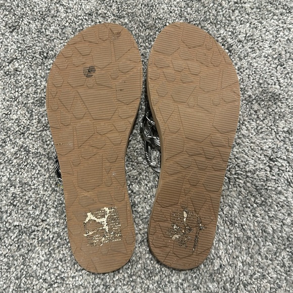 EASY BREEZY II SANDAL - BLACK WHITE - Picture 8 of 8